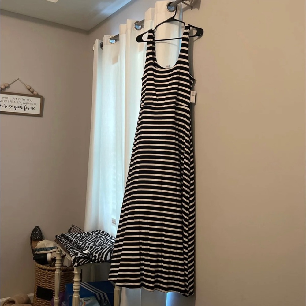 Old Navy Striped Maxi Dress Large